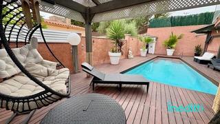Chalet  Calle ametllers. Casa o chalet independiente en zona residencial cunit con piscin