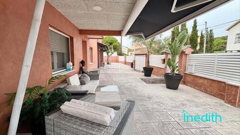 Foto 41ce8f1f-306f-4c5a-baea-a04cee945dda. Chalet casa o chalet independiente en zona residencial con piscina, como nueva! en Cunit