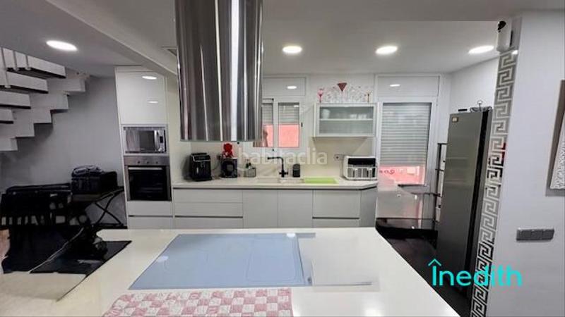 Foto 9fd1929d-c22d-41a2-9f9b-ac319399f0e3. Chalet casa o chalet independiente en zona residencial con piscina, como nueva! en Cunit