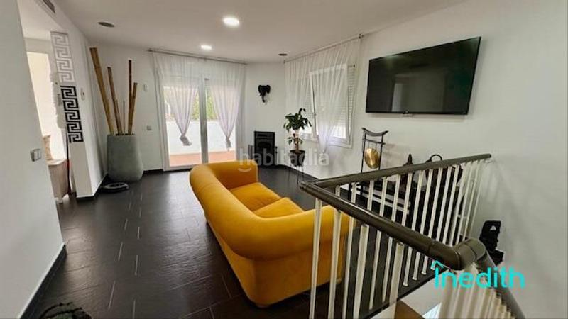 Foto f7f10ecb-de1a-4d72-a798-3380a3a7ecba. Chalet casa o chalet independiente en zona residencial con piscina, como nueva! en Cunit