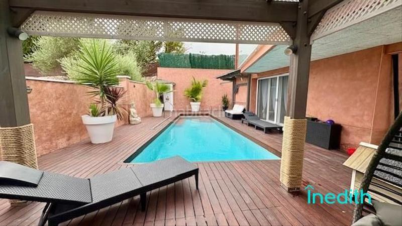 Foto fb757cfb-4e63-4469-85d8-c52fc32a28f8. Chalet casa o chalet independiente en zona residencial con piscina, como nueva! en Cunit