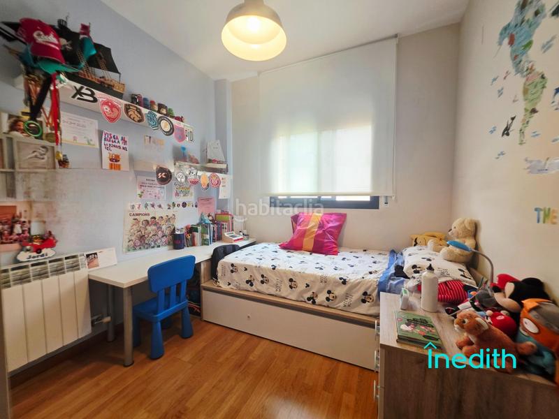 Foto 040340a1-2c36-4ca0-99c9-922e713792aa. Casa adossada amb calefacció aparcament a Santa Maria-l´Eixample-Sud Sumella Cubelles