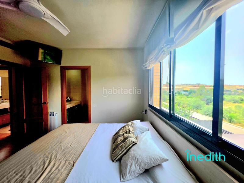 Foto 05ab705d-2ec2-42c1-bc58-623a5612d3f3. Casa adossada amb calefacció aparcament a Santa Maria-l´Eixample-Sud Sumella Cubelles