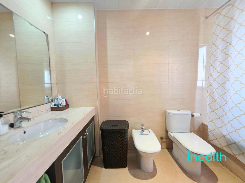 Foto 0cb3ddaa-377c-4d50-b19e-dd1d747d2c00. Casa adossada amb calefacció aparcament a Santa Maria-l´Eixample-Sud Sumella Cubelles