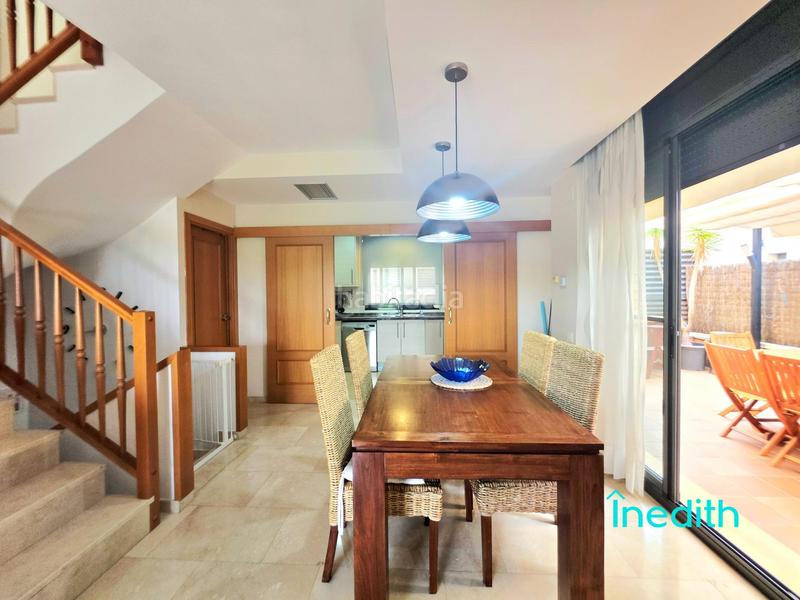 Foto 2d9ac1d8-7ee1-465d-9f74-2705d5ea982f. Casa adossada amb calefacció aparcament a Santa Maria-l´Eixample-Sud Sumella Cubelles