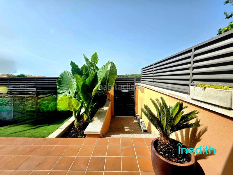 Foto 38fbfd0e-185f-4eb1-b783-96fe239933df. Casa adossada amb calefacció aparcament a Santa Maria-l´Eixample-Sud Sumella Cubelles