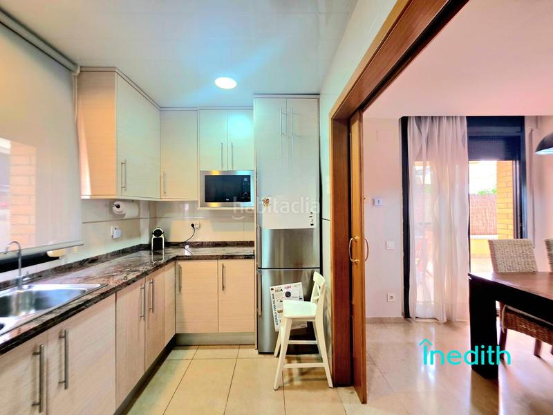 Foto 57a9e5d0-aeb6-4970-8410-fa5332a63550. Casa adossada amb calefacció aparcament a Santa Maria-l´Eixample-Sud Sumella Cubelles