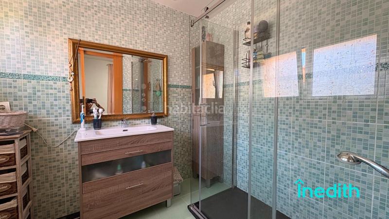 Foto 130ca6e1-a082-4268-9646-28dbf3cd7133. Xalet amb calefacció aparcament piscina a costa Cunit - els jardins - els rosers Cunit