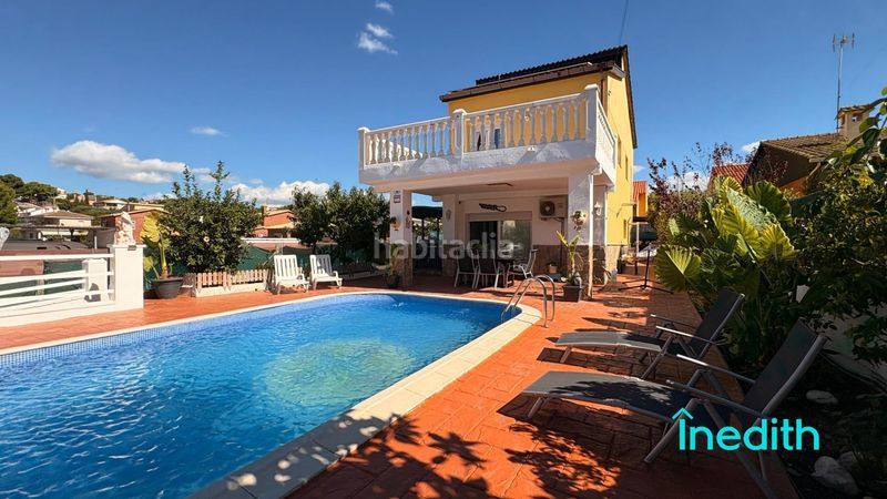 Foto 1c7564a5-0b54-41f0-ae94-54e9f5240909. Xalet amb calefacció aparcament piscina a costa Cunit - els jardins - els rosers Cunit