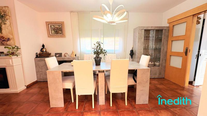 Foto 9290f54e-4492-43c2-b4de-3e8c6730f997. Xalet amb calefacció aparcament piscina a costa Cunit - els jardins - els rosers Cunit