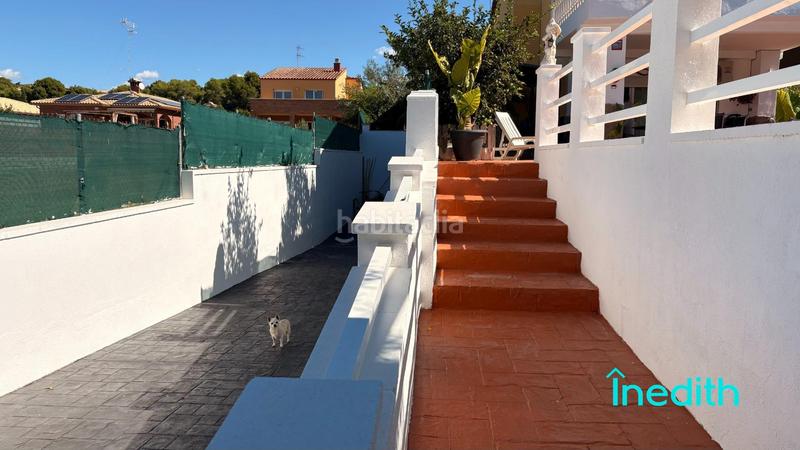 Foto a0085f24-16a4-436b-a7c8-887d09018830. Xalet amb calefacció aparcament piscina a costa Cunit - els jardins - els rosers Cunit