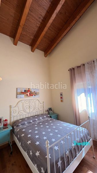 Foto defda36c-27b9-40f5-89ab-75f80da73fa6. Xalet amb calefacció aparcament piscina a costa Cunit - els jardins - els rosers Cunit