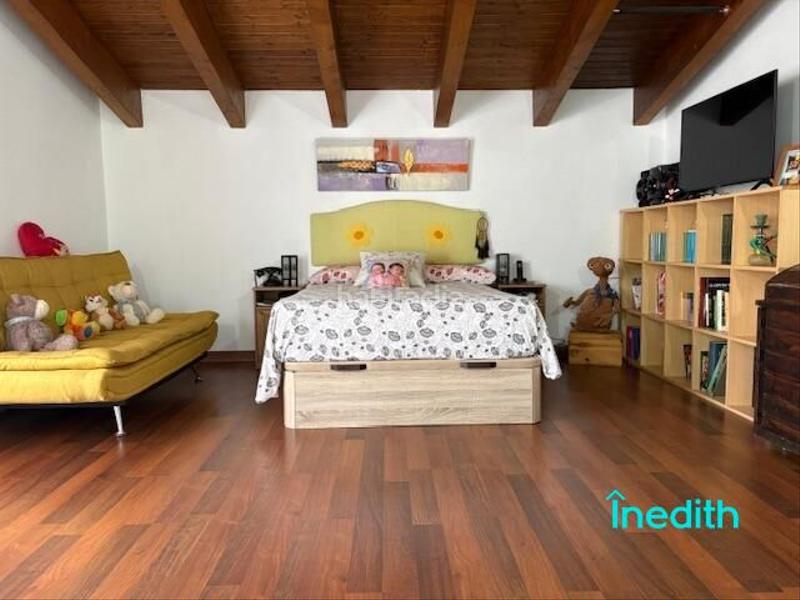 Foto e1eb83fc-fc86-4416-a3da-6c5a22122348. Xalet amb calefacció aparcament piscina a costa Cunit - els jardins - els rosers Cunit