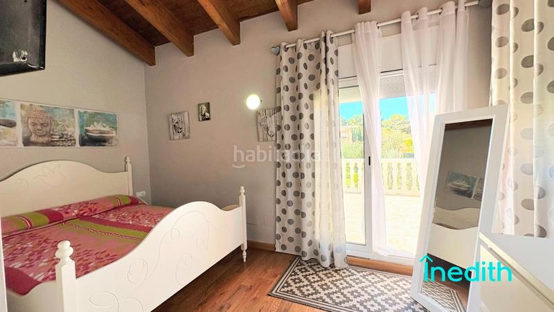 Foto f4271a57-4697-4d7a-a014-6d10a66114fa. Xalet amb calefacció aparcament piscina a costa Cunit - els jardins - els rosers Cunit