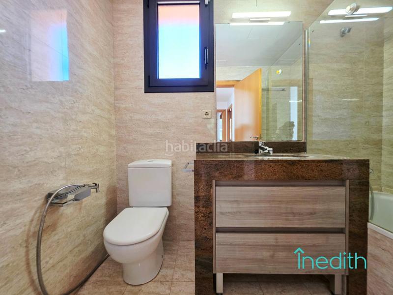 Foto b0bf38ba-17a5-4895-a2ee-ca49f8054dbe. Casa amb calefacció aparcament piscina a El Poal Castelldefels