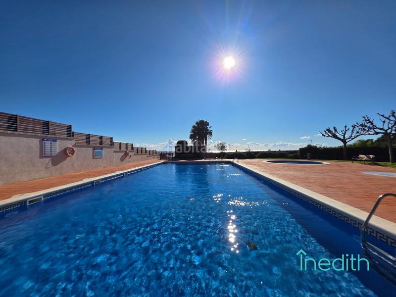 Foto f3e87020-9f7d-4da7-8d0b-b3ac892d61c2. Casa amb calefacció aparcament piscina a El Poal Castelldefels