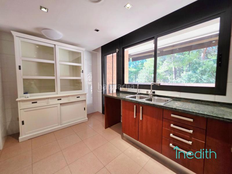 Foto a41202f6-1a12-4eae-acb9-ba803aacd2fb. House with heating parking pool in les botigues de Sitges Sitges