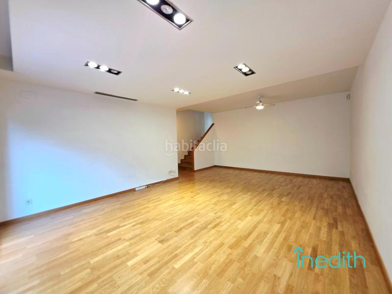 Foto c6c14b45-6a40-4bbd-a0ca-444f422c6f5a. House with heating parking pool in les botigues de Sitges Sitges