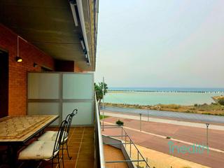 Appartement  Passatge riu ebre, 10. Precioso piso en primera linea de mar con vistas al mar y dos ha
