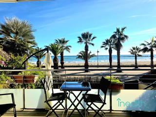 Etagenwohnung  Carrer saligar. Preciosa planta baja con jardin y terraza mirando al mar, un luj