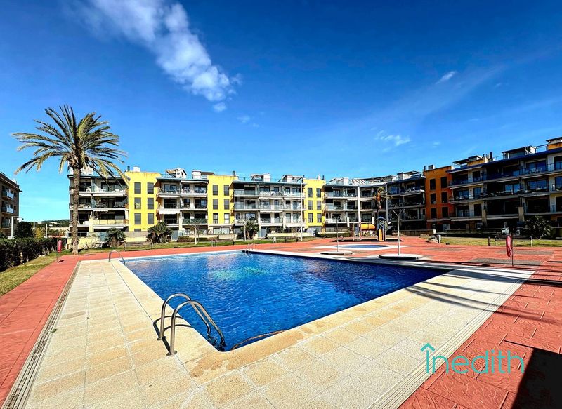 Foto c29d9180-ccd1-4078-8fa7-98d70d3e2506. Pis amb aparcament piscina a Les Salines-Pla de Sant Pere Cubelles