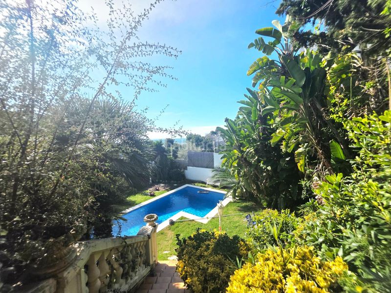 Foto 5952c6c1-6bc7-4a27-8f90-3b2d1b467d50. Casa amb calefacció aparcament piscina a Bellamar Castelldefels