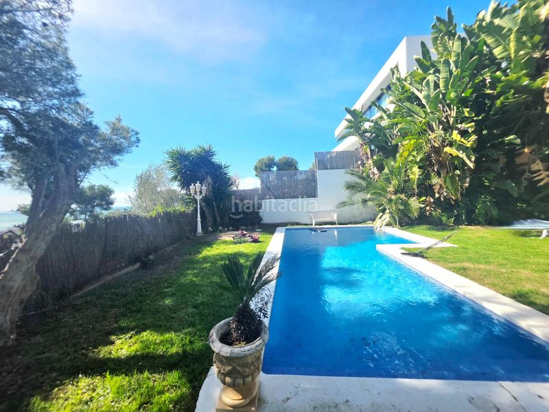 Foto b7aa3f79-ce4a-4b3c-8a75-09db35a5f77d. Casa amb calefacció aparcament piscina a Bellamar Castelldefels