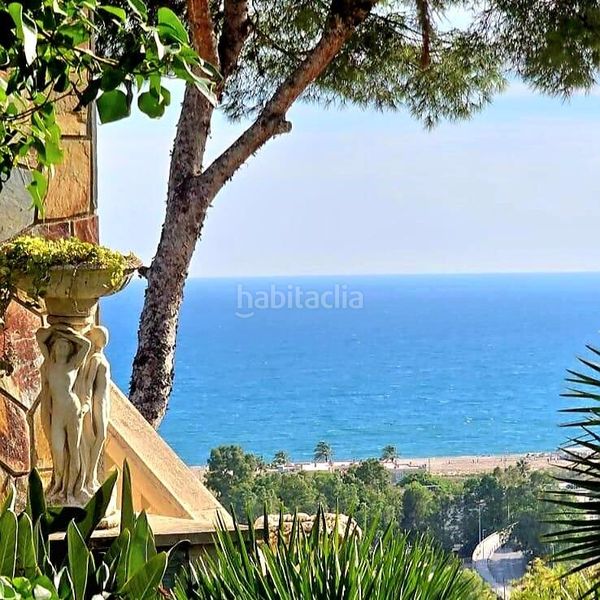 Foto c17591a1-4232-4d67-bb74-2f42a4100d8b. Casa amb calefacció aparcament piscina a Bellamar Castelldefels