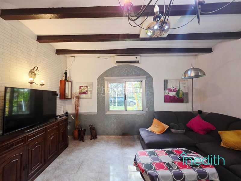 Foto bbceca3e-50f0-4ca0-bdd7-70087d1aead4. Casa amb calefacció aparcament a Gava Mar Gavà