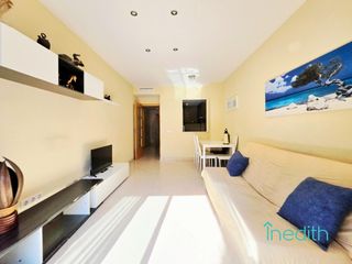 Appartement  Carrer joaquim espalter. Piso seminuevo en calle tranquila del centro de sitges a dos pas