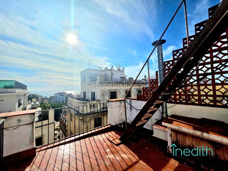 Foto a3278b7a-9f75-4ab7-88bf-20909dff7508. Pis a Centre Sitges