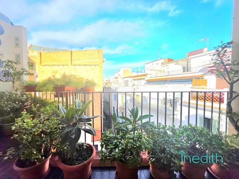 Foto b1ff828b-6115-4243-bdf7-04119afbb446. Pis a Centre Sitges