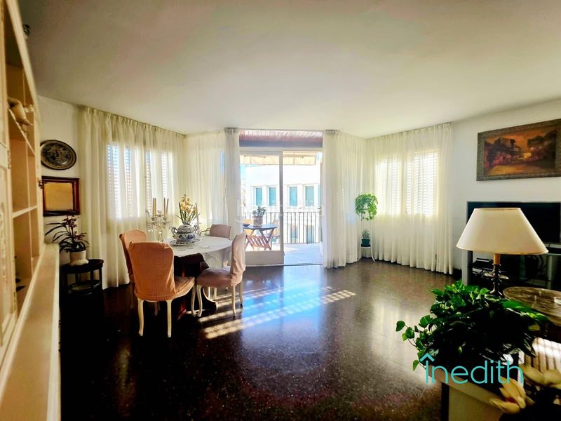 Foto b4937525-acd7-4d02-9918-458e7e191715. Pis a Centre Sitges