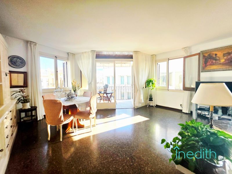Foto ed6b93d4-798b-4403-8708-4d453e21ca8e. Pis a Centre Sitges
