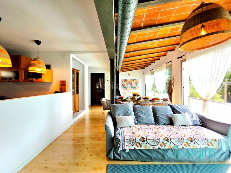Foto 02ab7584-9707-4558-9007-41beb5660e22. Casa amb calefacció aparcament a Bellamar Castelldefels