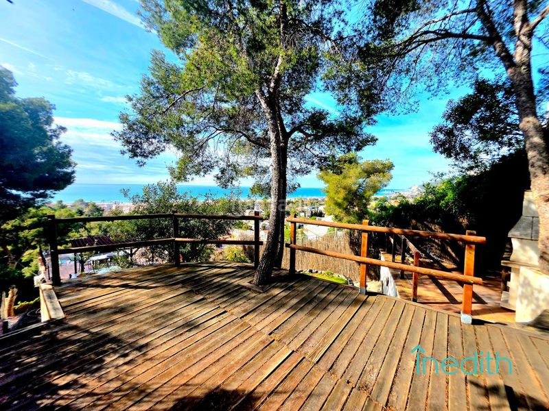 Foto 0cca56dd-4f48-4f12-b8e1-0f5339257c26. Casa amb calefacció aparcament a Bellamar Castelldefels