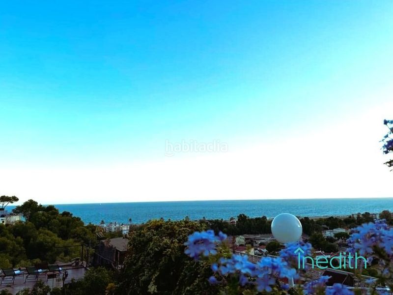 Foto 195aa215-ea4f-4ea7-8208-f56bf1d275f5. Casa amb calefacció aparcament a Bellamar Castelldefels