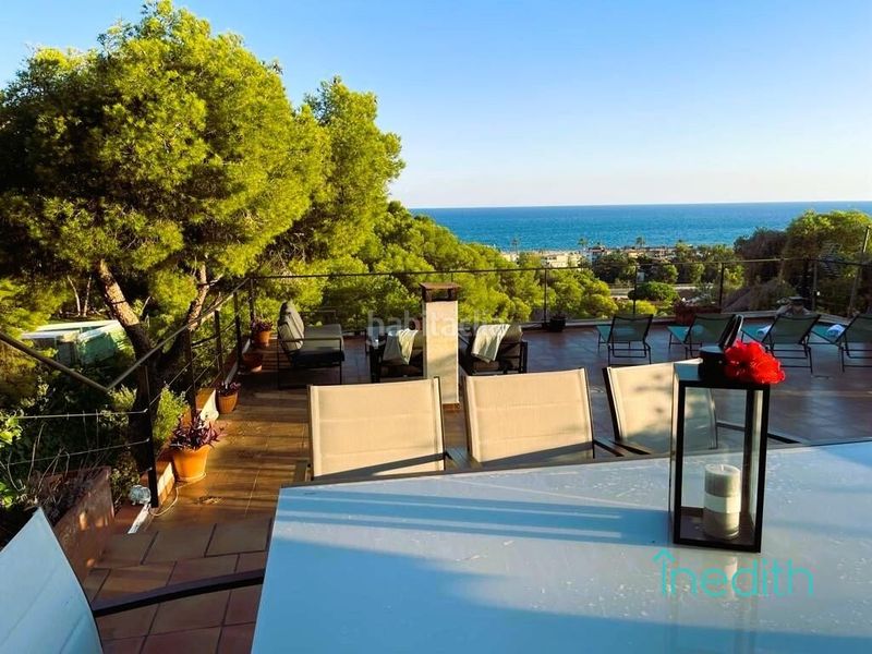 Foto 6985a7f8-6c42-4d17-ac48-16c81b332eea. Casa amb calefacció aparcament a Bellamar Castelldefels