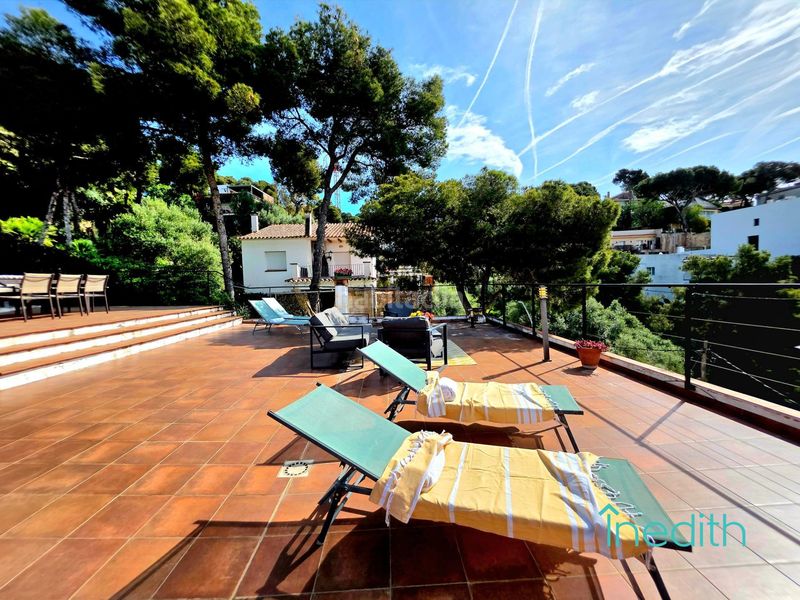 Foto 835d780d-0d6c-4042-917c-7ccb28ae6d0a. Casa amb calefacció aparcament a Bellamar Castelldefels