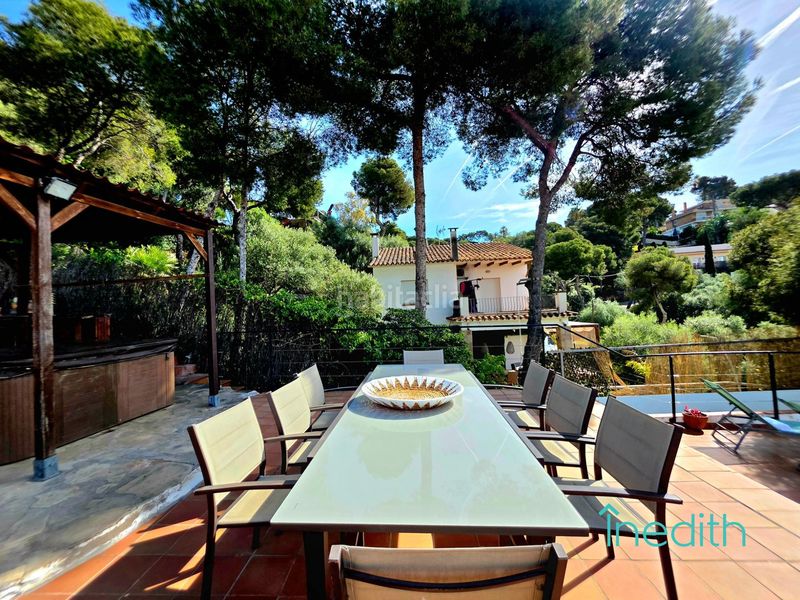 Foto a18cbe15-42bc-48a3-9a85-be6e9c14d7e7. Casa amb calefacció aparcament a Bellamar Castelldefels