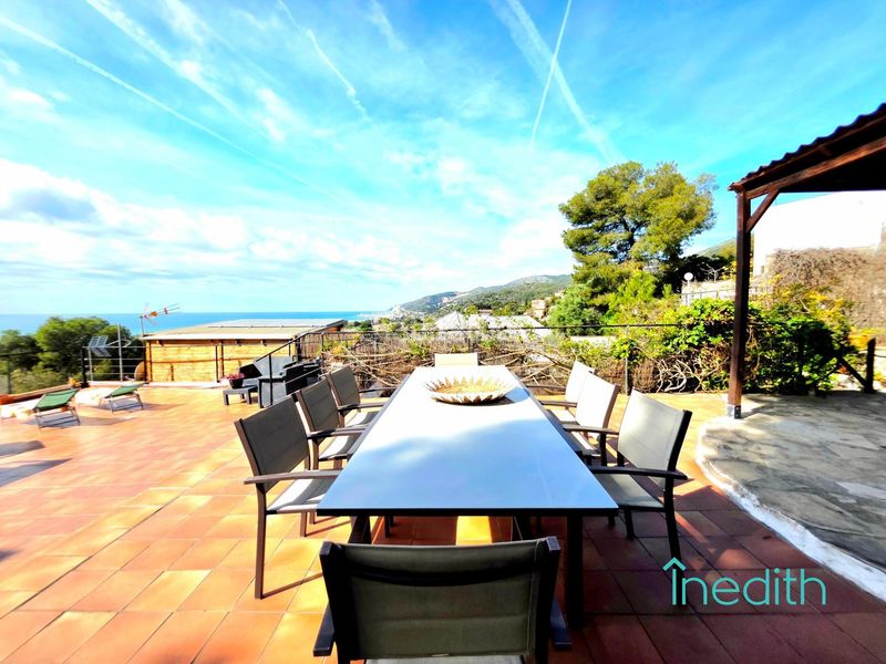 Foto ba8e08f2-ddf4-42fe-a5c5-116b09937219. Casa amb calefacció aparcament a Bellamar Castelldefels