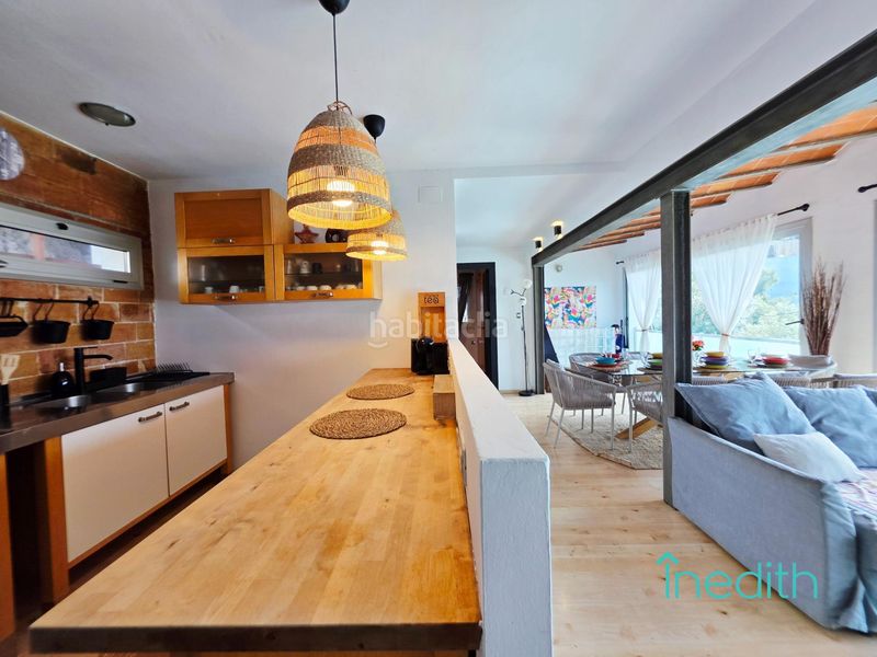 Foto d49cbda4-b8e8-428e-b4ce-6d51e0bc87c9. Casa amb calefacció aparcament a Bellamar Castelldefels