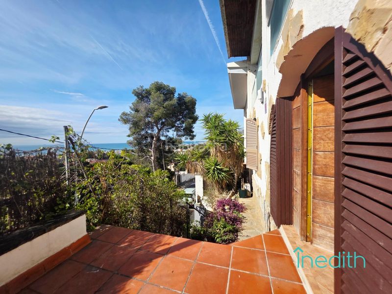 Foto dcd13c11-1e25-45d5-b9a8-51460bdeb618. Casa amb calefacció aparcament a Bellamar Castelldefels