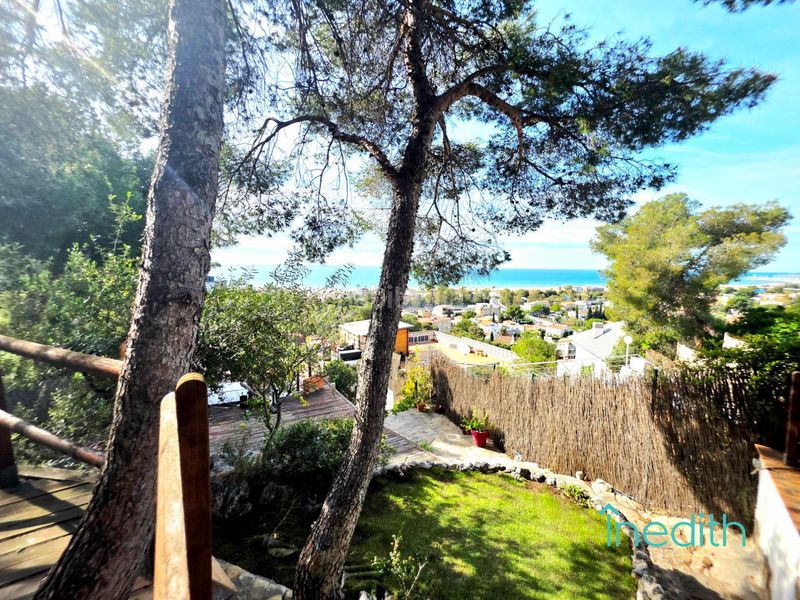 Foto fa280b02-ccf9-49f0-a880-af3b45c0e9f2. Casa amb calefacció aparcament a Bellamar Castelldefels