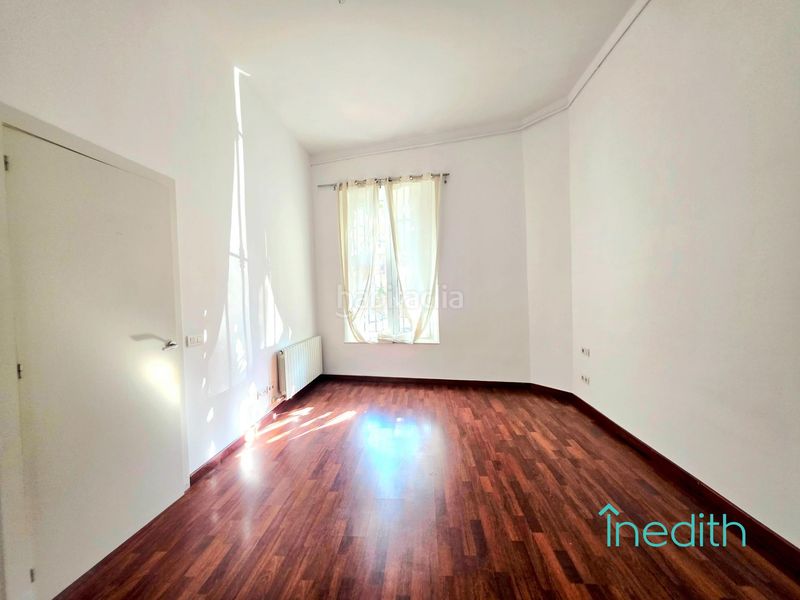 Piso señorial en zona alta , con terraza y jardín en Barcelona - Imagen 16