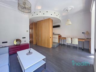 Appartamento  Carrer comte d'urgell. Piso de diseño en leixample esquerra en finca modernista