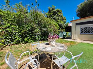 Maison  Ronda sant miquel de segur. Casa acogedora de una planta en terreno plano. urbanización cerc