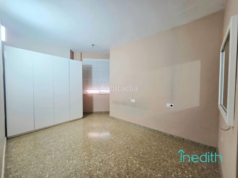 Foto 32e1be99-7999-43ce-bf84-8d3658b3192c. Pis amb calefacció aparcament a Torrent Ballester Viladecans