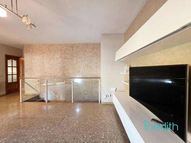 Foto 59f9fbc6-95b7-4745-bfba-0cdc33b86208. Pis amb calefacció aparcament a Torrent Ballester Viladecans