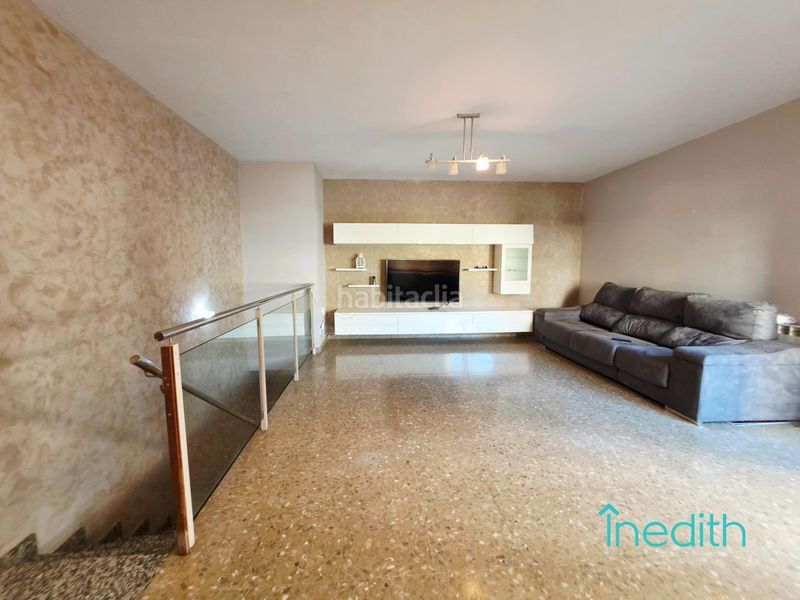 Foto 8d00e021-b919-4693-936f-bb817b969b1d. Pis amb calefacció aparcament a Torrent Ballester Viladecans